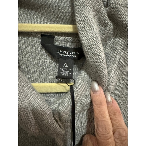 Simply Vera Wang - NWT - Two-Fer,  Gray, Cowl drawstring Neck Sweater - Size XL - Picture 4 of 4